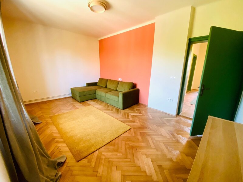 Timisoara Proprietar, inchiriez apartament 2 camere in centrul Timisoarei.