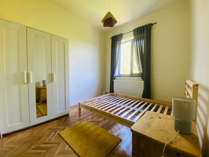 Timisoara Proprietar, inchiriez apartament 2 camere in centrul Timisoarei.