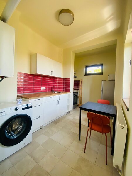 Timisoara Proprietar, inchiriez apartament 2 camere in centrul Timisoarei.